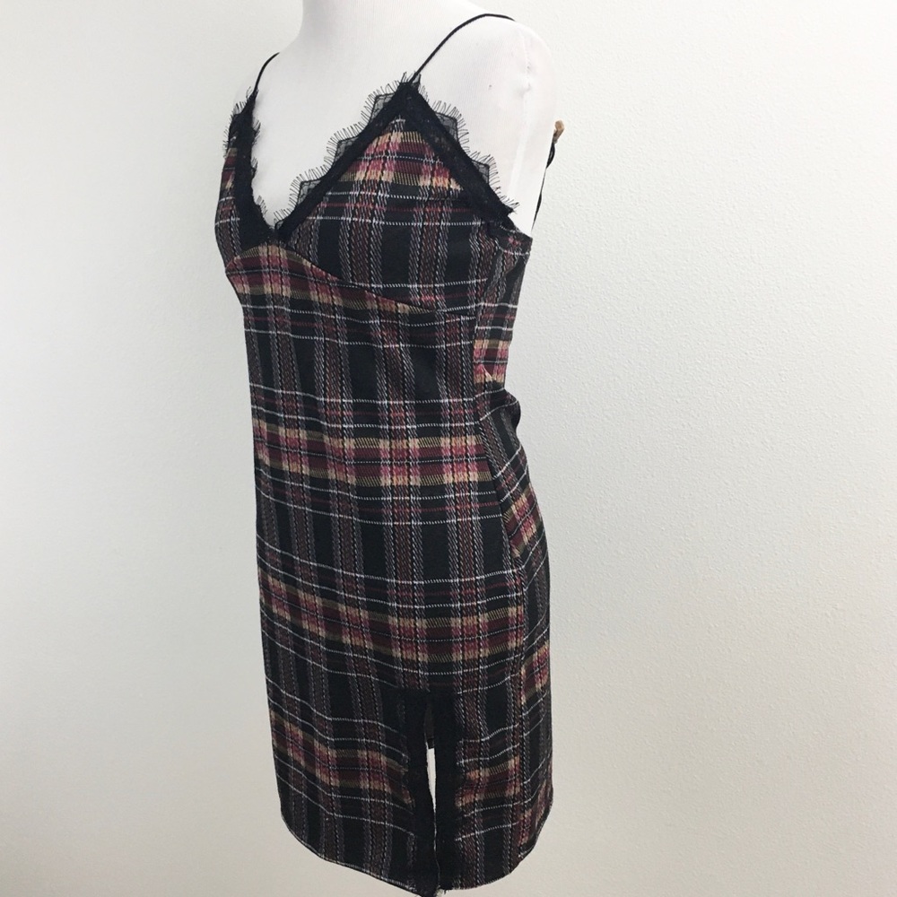 Plaid Bodycon Dress - Picture 3 of 8